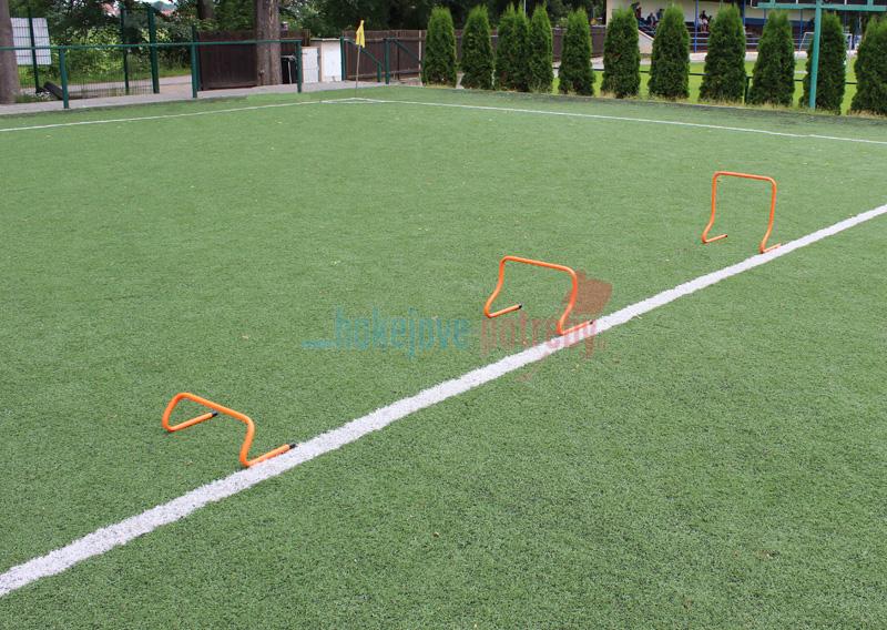 Překážka plastová, výška 15cm-2023